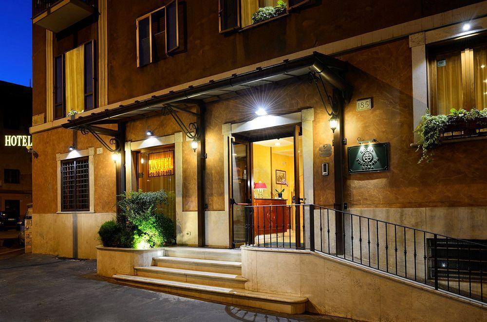 Hotel Tuscolana Rom Exterior foto
